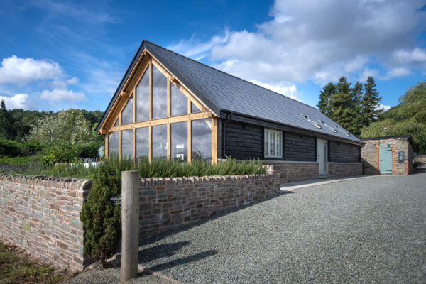 Oak frame annexes
